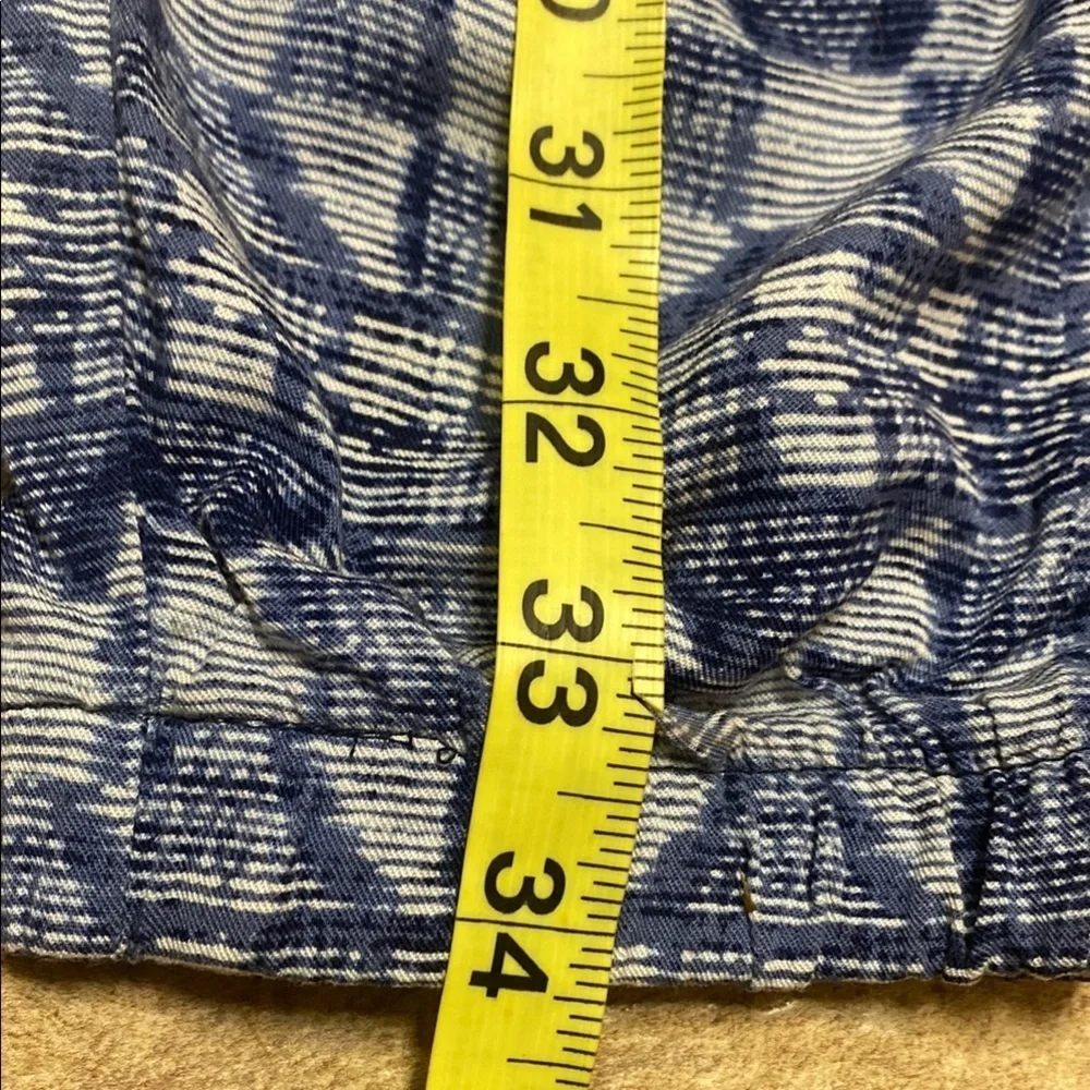 Kids Old Navy Blue and White Patterned Jogger Pants Cozy Resortwear